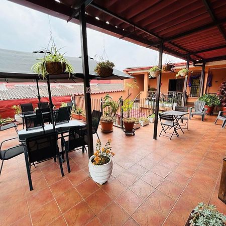 Hotel Chilero Y Cafe Antigua Exterior photo